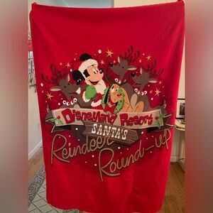 Disneyland Resort Christmas Santa's Reindeer Round-Up Blanket